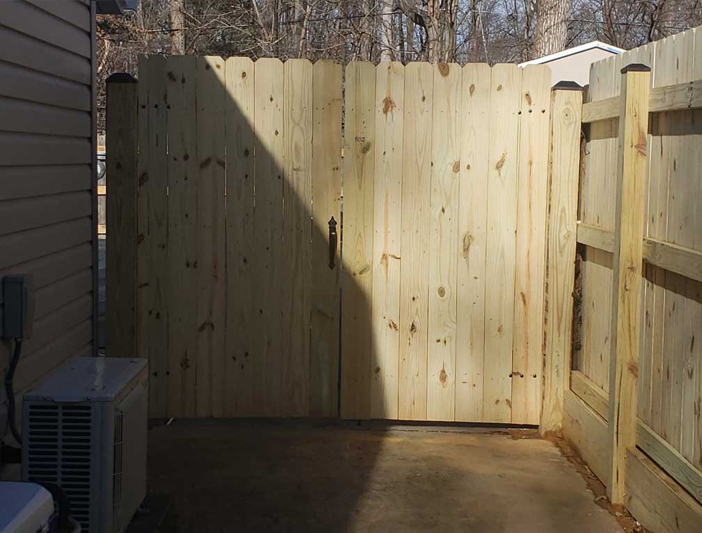 q fence and fabrication inc